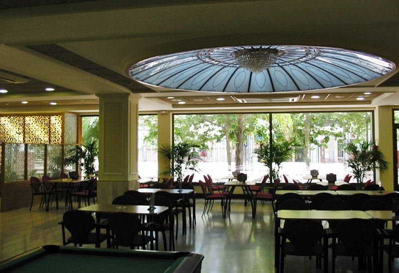 Astoria Park Hotel